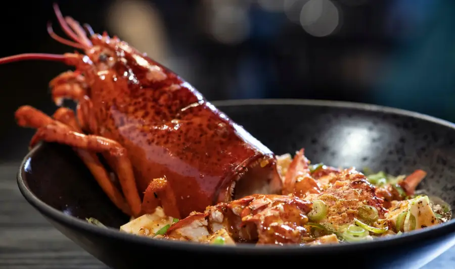 Kuva annoksesta Lobster ma po tofu